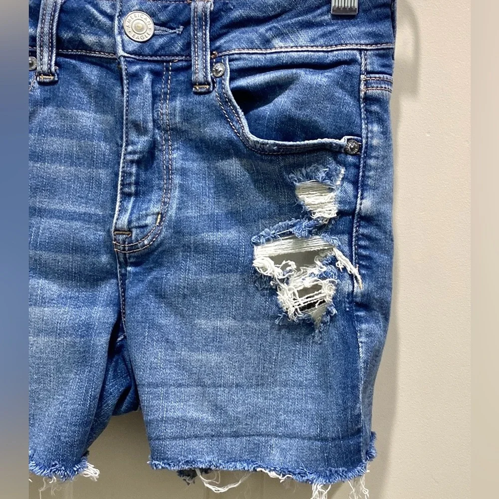 American Eagle Next Level Stretch HI-Rise Shortie SZ 4 Festival Boho Jean Shorts